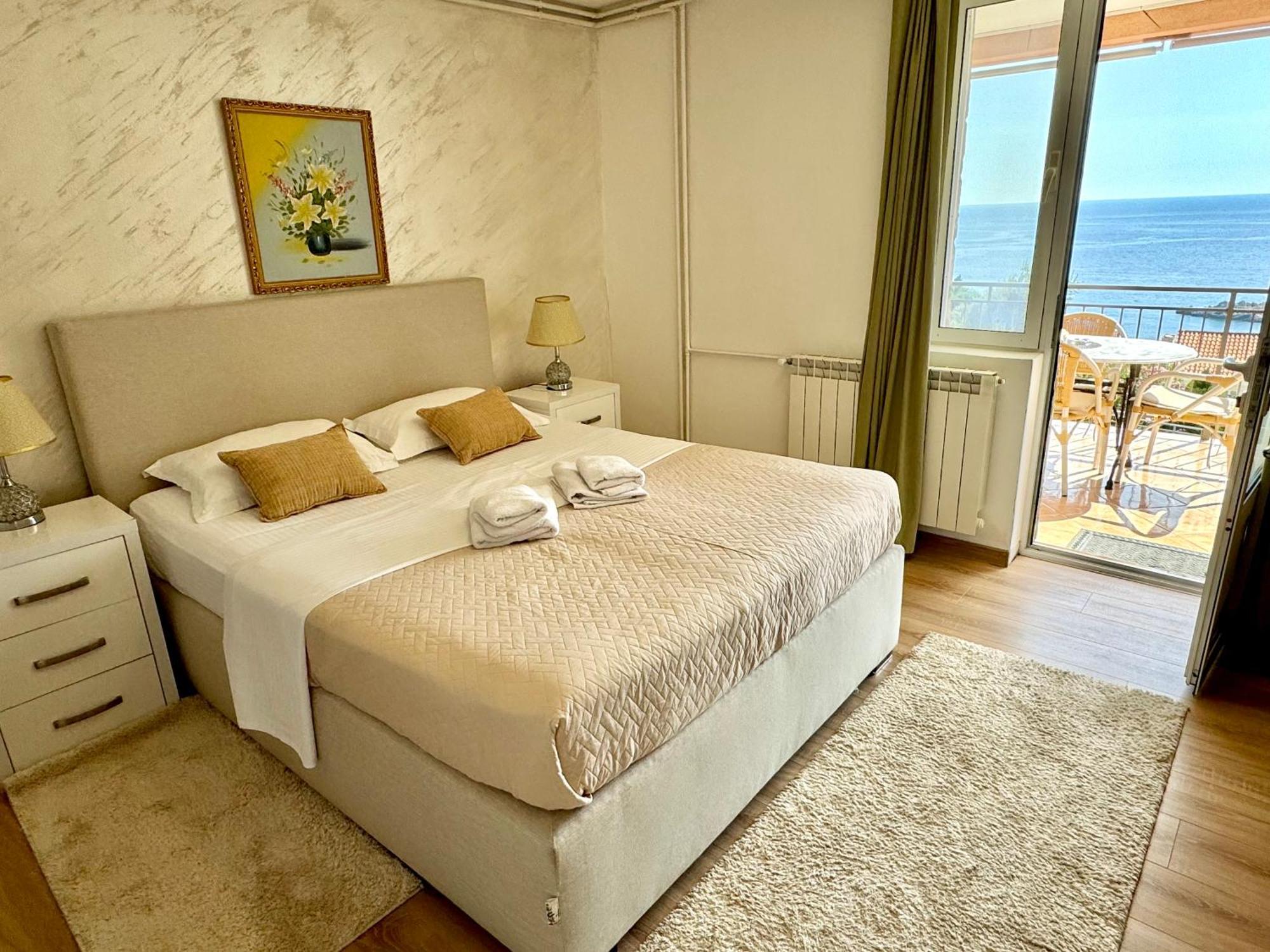 Apartments Kentera Lux Sveti Stefan Exteriör bild